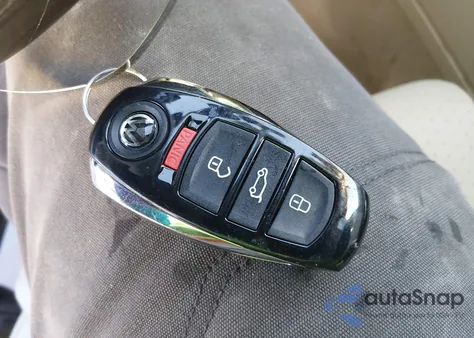 2017 Volkswagen Touareg V6 Sport из США, поврежденный, VIN WVGEF7BP5HD000972